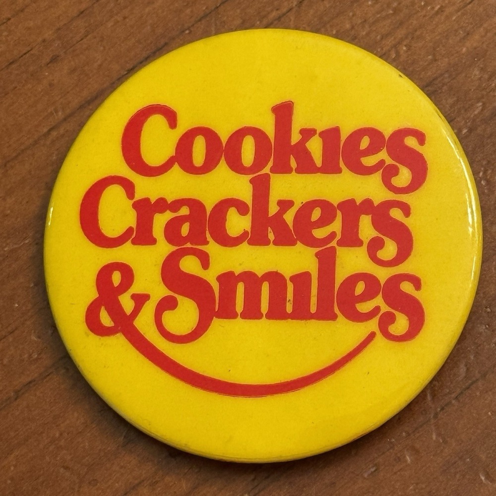 Cookies Crackers & Smiles Vintage Pinback Button Pin‎ Round Circle